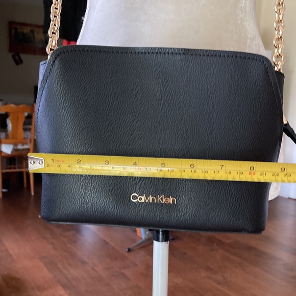 Like New Leather CK - Picture 10 of 12